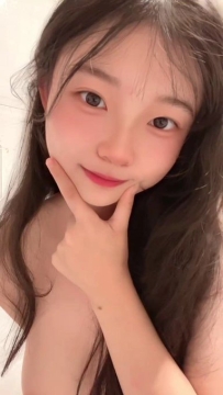 可愛反差蘿莉女生