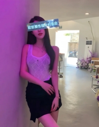 暢小暢   167cm 46kg D 27歲