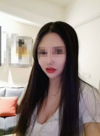 超級淫蕩 喜歡口交 口交技術很好  幾分鐘把你弄射之後  還可以在讓你射一次