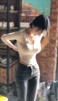 蒂蒂 ：164 47 E 26