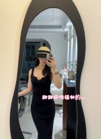 #中部女生推薦 妹妹介紹：藍莓  164cm 46 小D 27歲